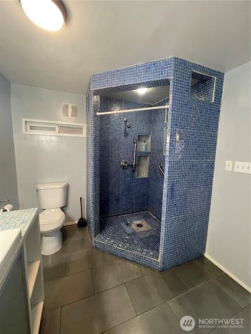 2101 Henkle Street Raymond WA 98577