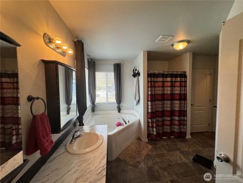 1450 Denny Place Rock Island WA 98850
