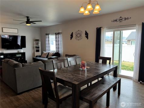 1450 Denny Place Rock Island WA 98850