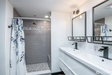 201 Union Avenue SE Renton WA 98059