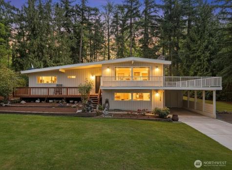 13828 183rd Avenue SE Renton WA 98059