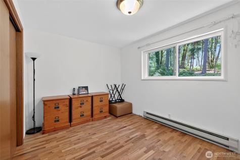 13828 183rd Avenue SE Renton WA 98059