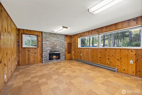 13828 183rd Avenue SE Renton WA 98059