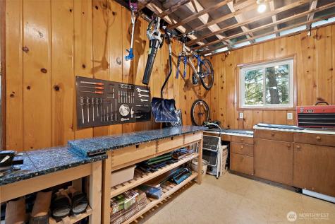 13828 183rd Avenue SE Renton WA 98059