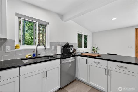 13828 183rd Avenue SE Renton WA 98059
