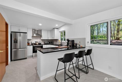 13828 183rd Avenue SE Renton WA 98059