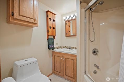 611 N Rainbow Way Hoodsport WA 98548
