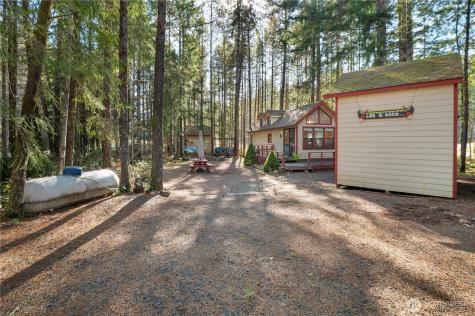 611 N Rainbow Way Hoodsport WA 98548