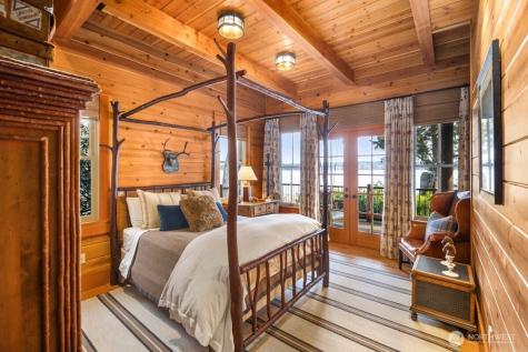 2063 Thorndyke Road Port Ludlow WA 98365