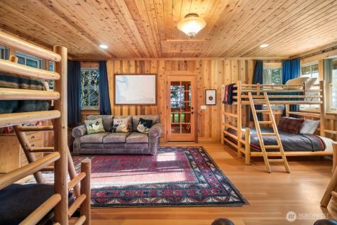 2063 Thorndyke Road Port Ludlow WA 98365