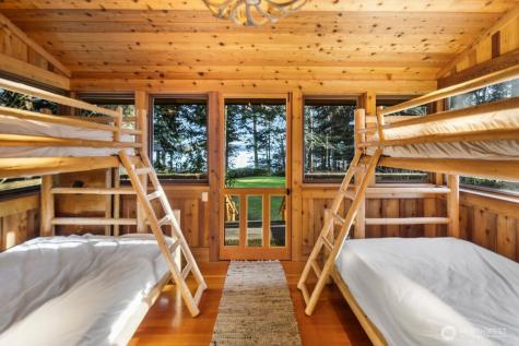 2063 Thorndyke Road Port Ludlow WA 98365