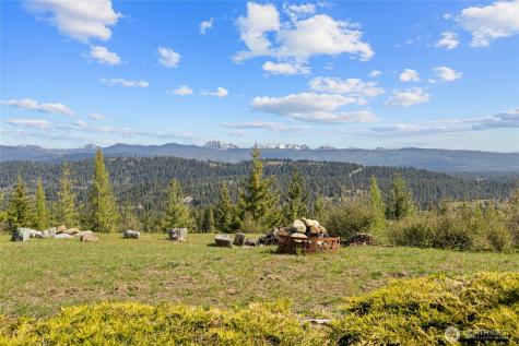771 Whisper Creek Drive Cle Elum WA 98922