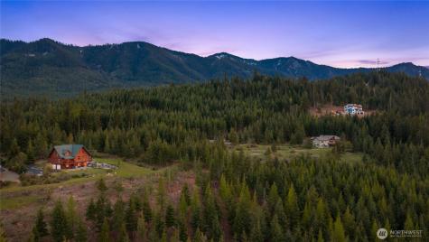 771 Whisper Creek Drive Cle Elum WA 98922