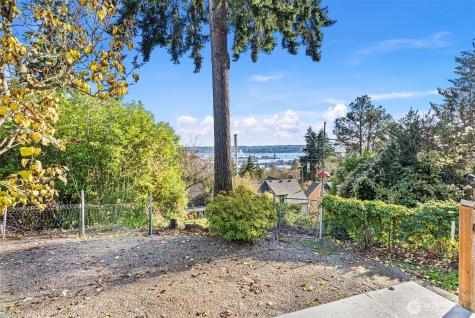 410 S Charleston Avenue Bremerton WA 98312