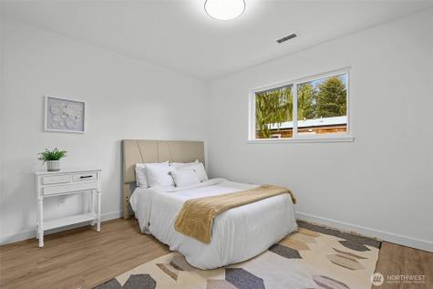 20511 Greening Road Bothell WA 98012