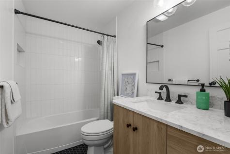 20511 Greening Road Bothell WA 98012