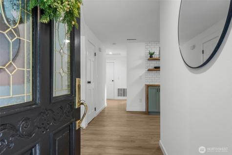 20511 Greening Road Bothell WA 98012