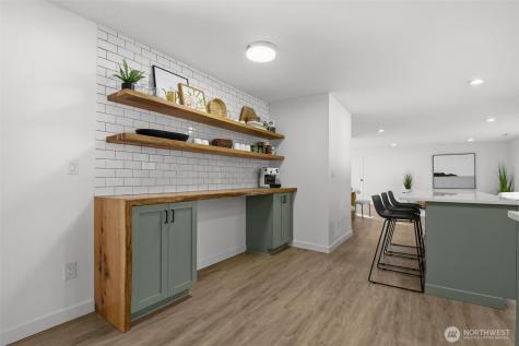 20511 Greening Road Bothell WA 98012