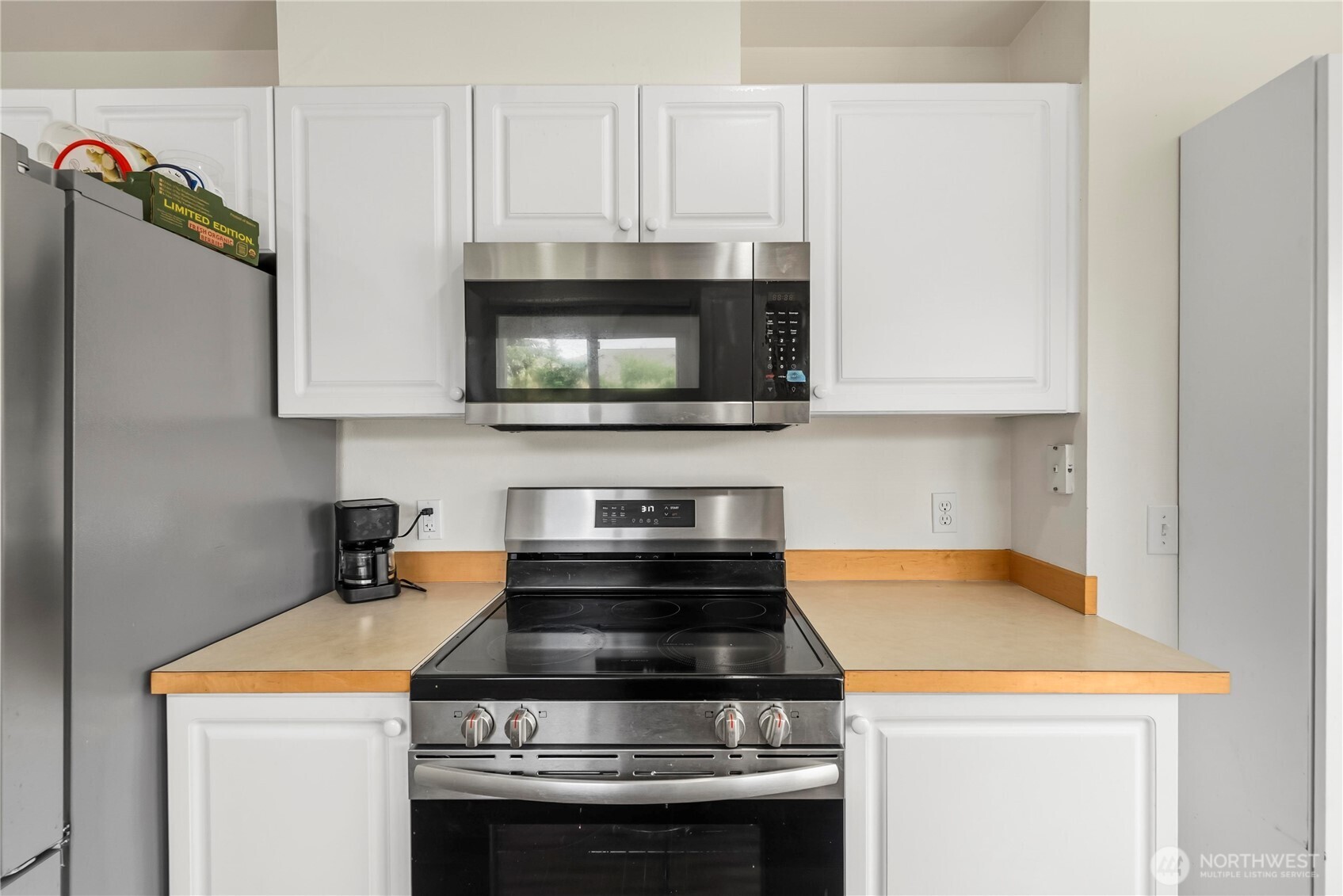 6008 Nathan Way SE Auburn WA 98092