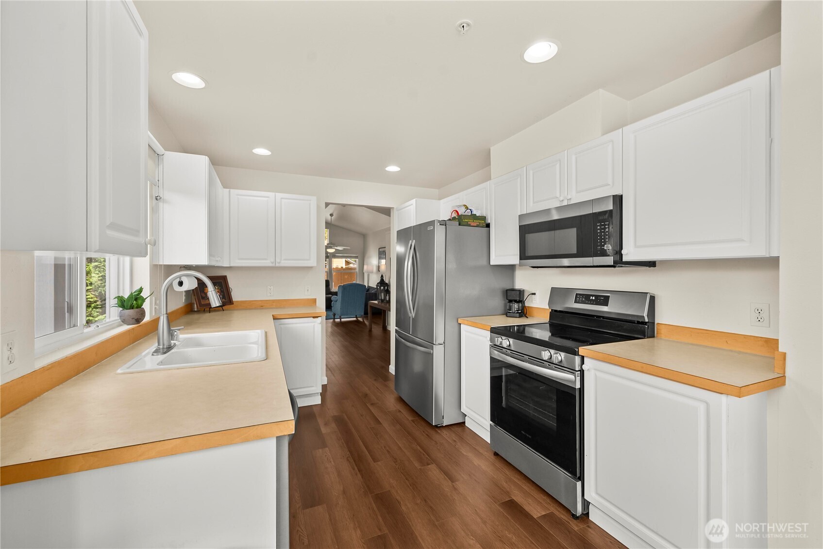 6008 Nathan Way SE Auburn WA 98092