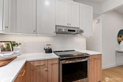 35851 12th Avenue SW Federal Way WA 98023