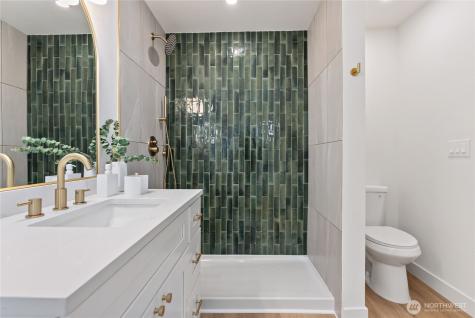 35851 12th Avenue SW Federal Way WA 98023