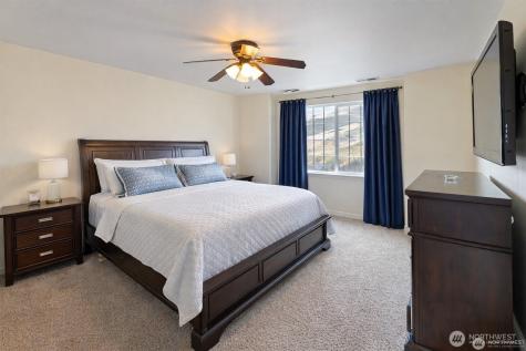 1918 Broadview Wenatchee WA 98801