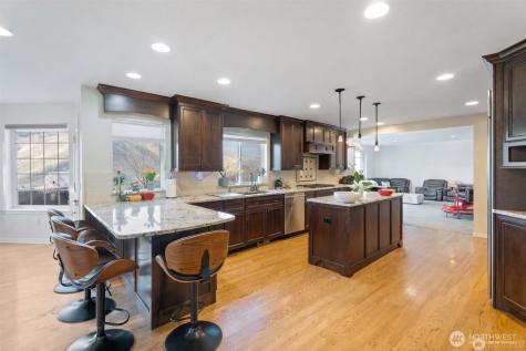 1918 Broadview Wenatchee WA 98801