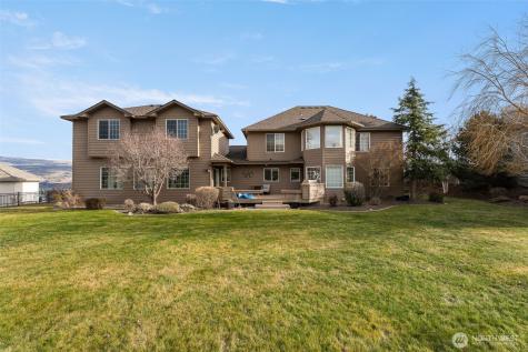 1918 Broadview Wenatchee WA 98801