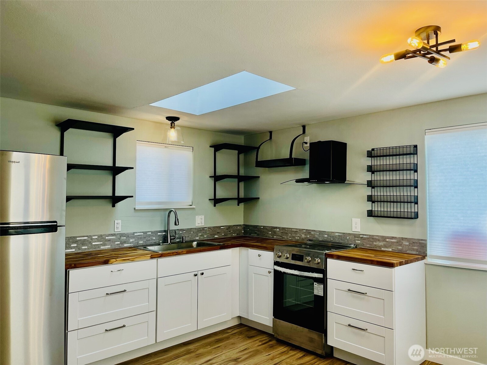 545 Hendricks Street Port Townsend WA 98368