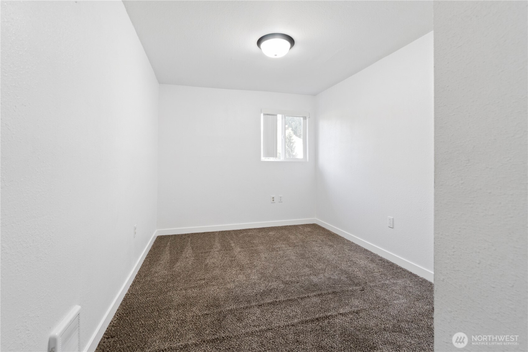 3109 24th Avenue Ct SE Puyallup WA 98374