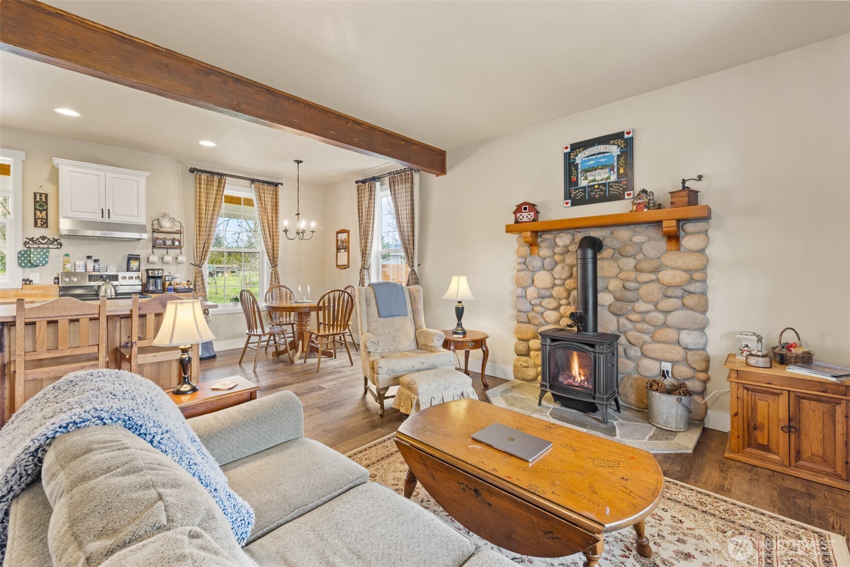 981 W Hendrickson Road Sequim WA 98382