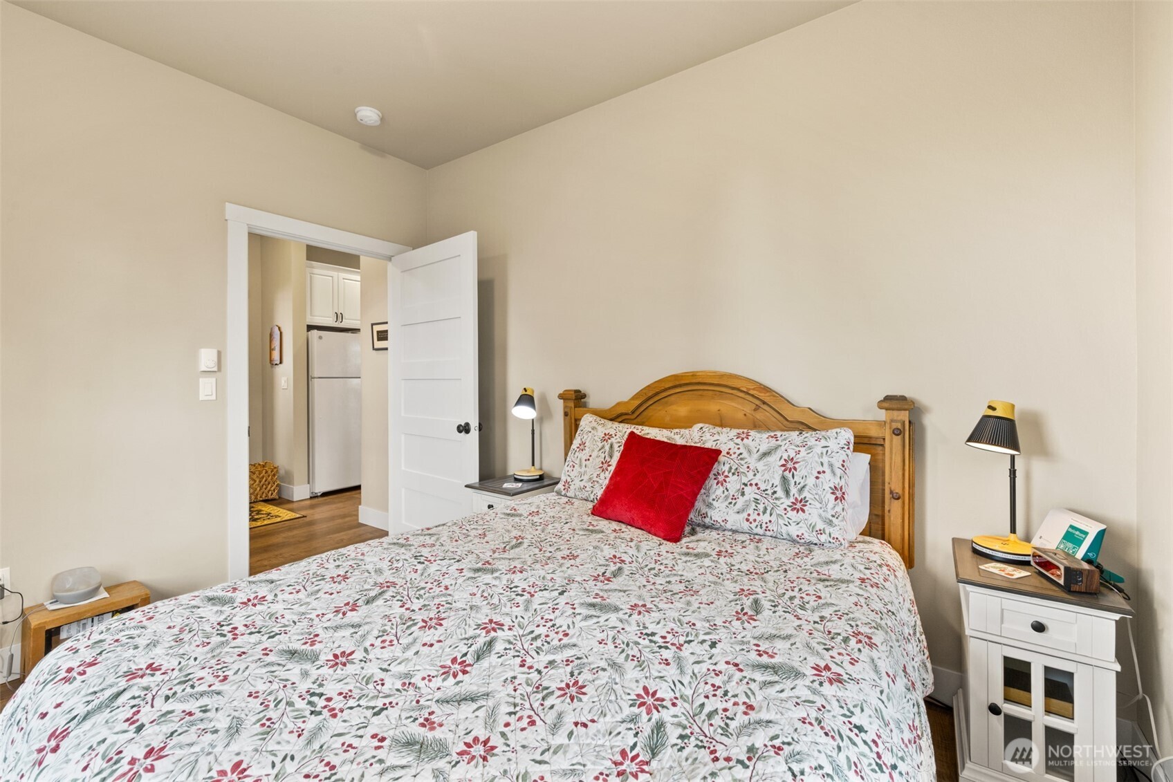 981 W Hendrickson Road Sequim WA 98382