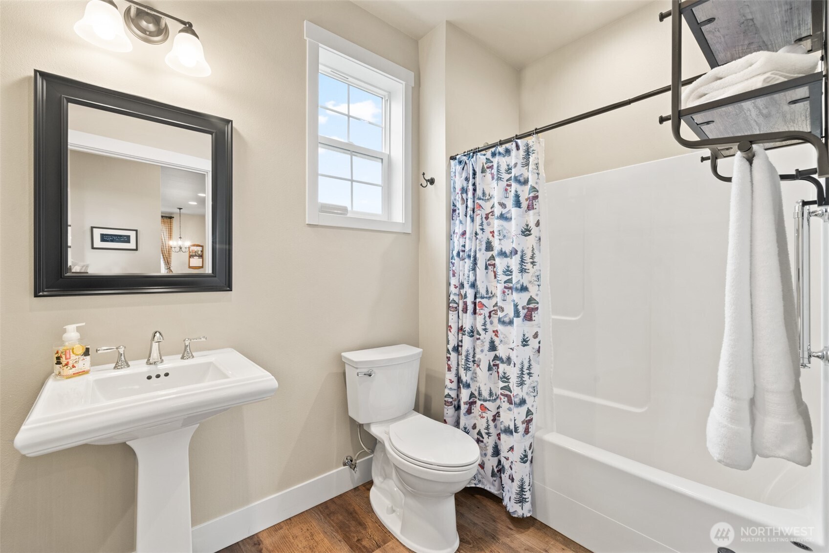 981 W Hendrickson Road Sequim WA 98382