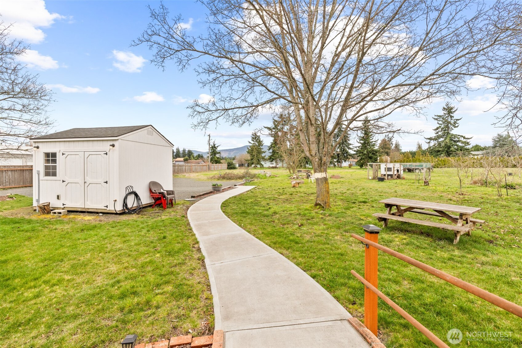 981 W Hendrickson Road Sequim WA 98382