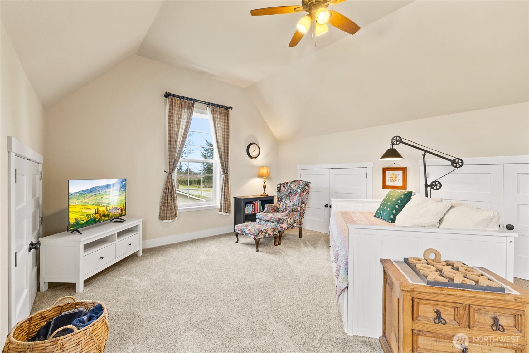 981 W Hendrickson Road Sequim WA 98382