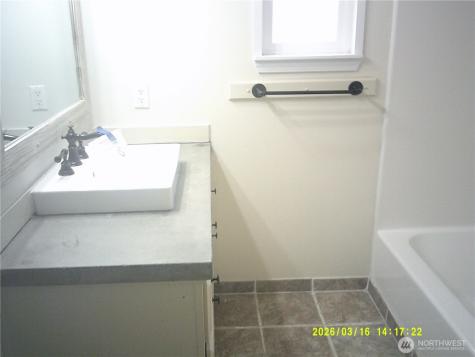 305 S 32nd Place Mount Vernon WA 98274