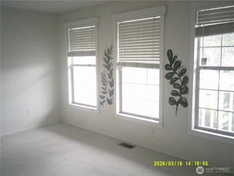 305 S 32nd Place Mount Vernon WA 98274
