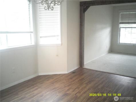 305 S 32nd Place Mount Vernon WA 98274