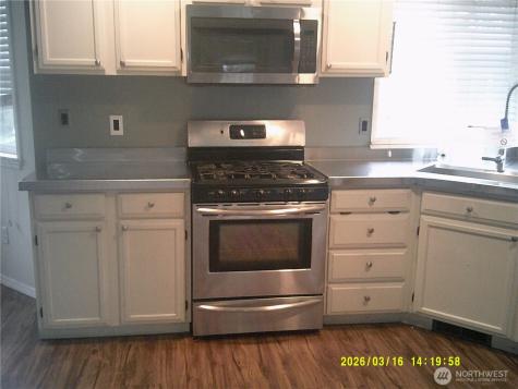 305 S 32nd Place Mount Vernon WA 98274