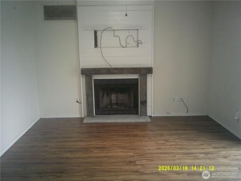 305 S 32nd Place Mount Vernon WA 98274