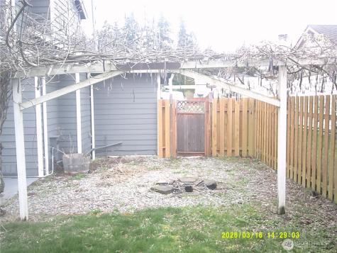 305 S 32nd Place Mount Vernon WA 98274