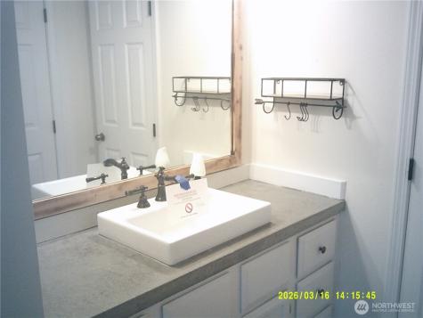305 S 32nd Place Mount Vernon WA 98274