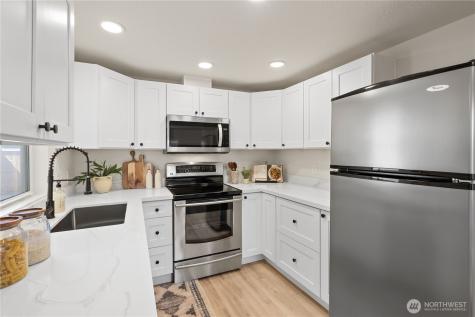 1324 116th Street Tacoma WA 98444