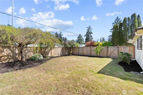 1324 116th Street Tacoma WA 98444
