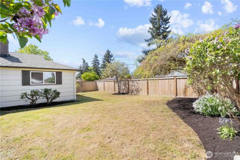 1324 116th Street Tacoma WA 98444