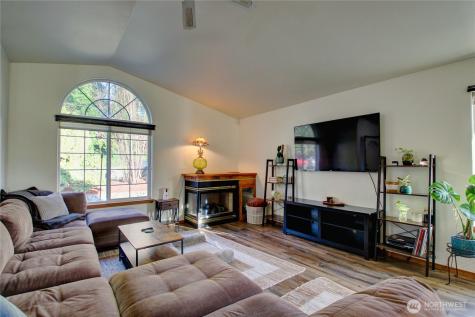 517 Sapp Road Sedro Woolley WA 98284