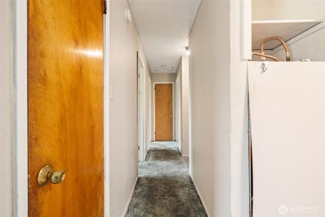 2532 S Ainsworth Avenue Tacoma WA 98405