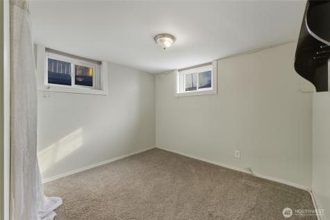 22 NW B Street College Place WA 99324