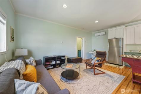 22 NW B Street College Place WA 99324